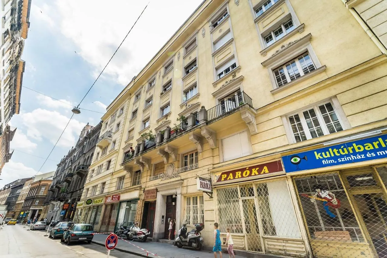 Fleur Creme Apartment Budapest Hungary